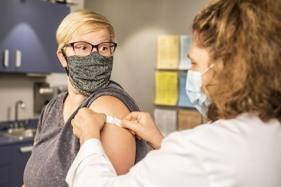 Autorisation du vaccin NOVAVAX en France