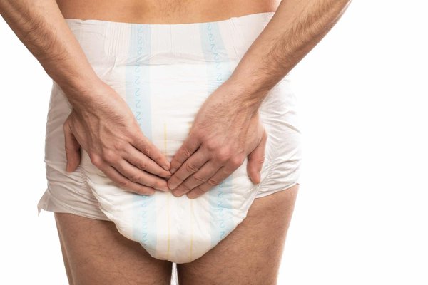 Incontinence urinaire chez les hommes : quelle protection pour homme choisir ?